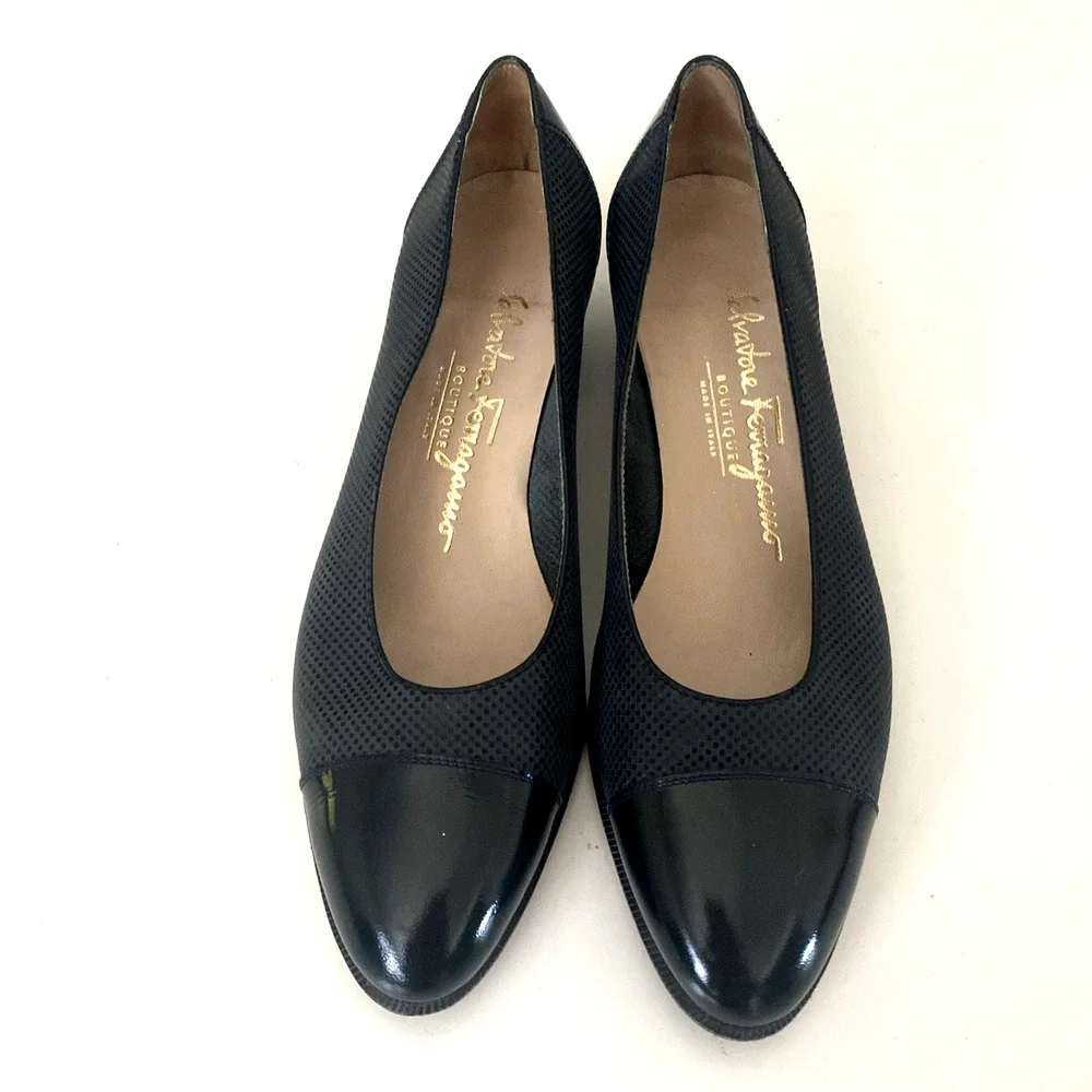 Salvatore Ferragamo Pump Black Textured Leather Almond Cap Toe Block Heel 5.5 B